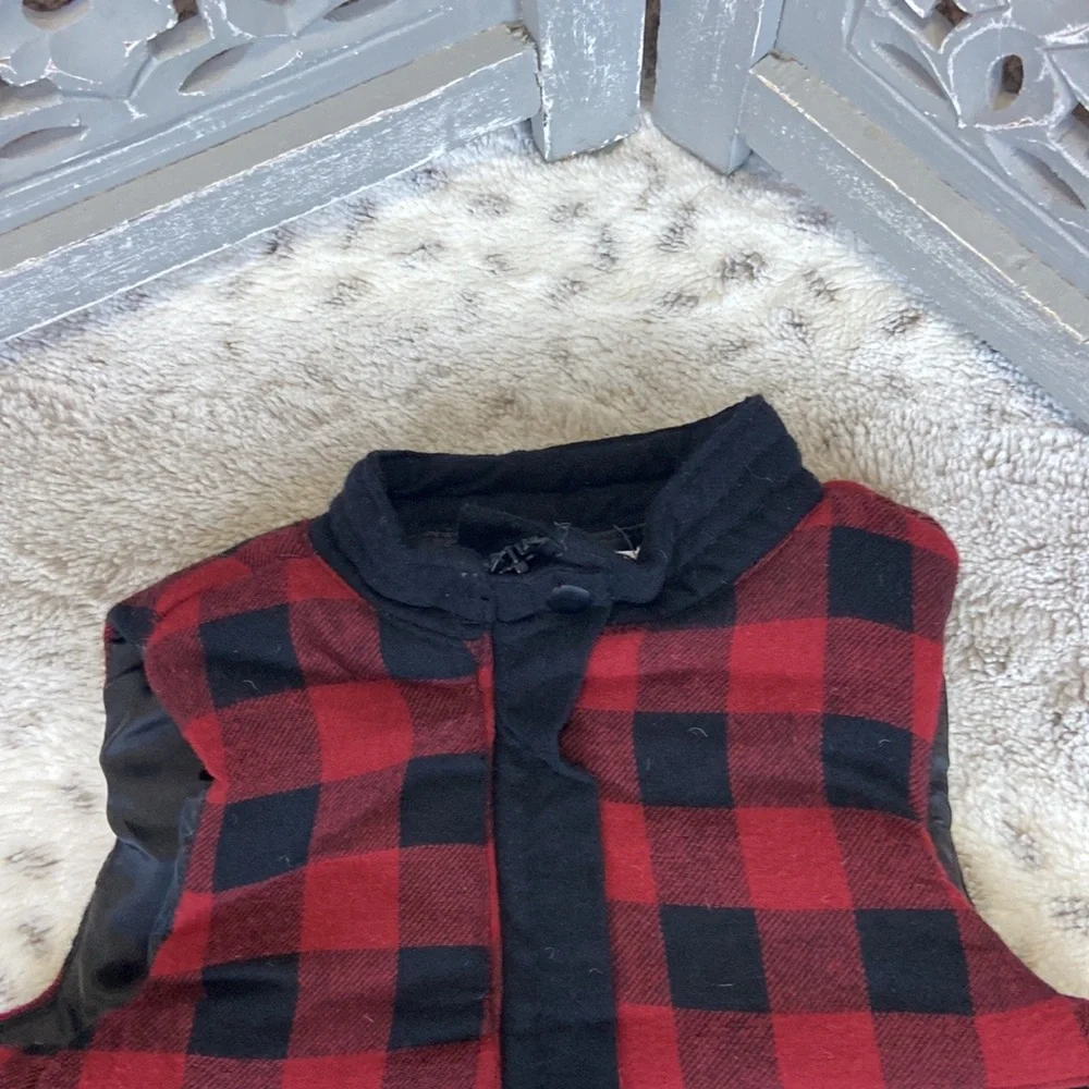 Tommy Bahama black red plaid vest baby boys 24 months Christmas holiday party